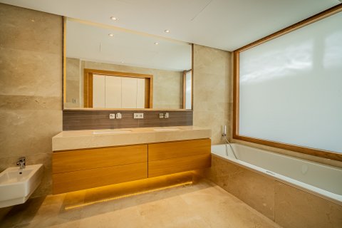 Dvīņu māja pārdošanā Marbella Golden Mile, Malaga, Spānijā 4 istabas, 528 m2 Nr. 53500 - attēls 11