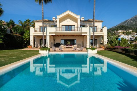 Villa pārdošanā Marbella Golden Mile, Malaga, Spānijā 5 istabas, 1022 m2 Nr. 53470 - attēls 1