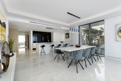 Dzīvoklis pārdošanā Estepona, Malaga, Spānijā 4 istabas, 300 m2 Nr. 53525 - attēls 21