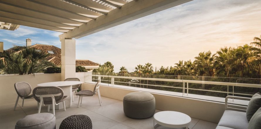 Penthauss Marbella Golden Mile, Malaga, Spānijā 3 istabas, 313 m2 Nr. 53419