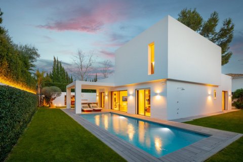 Villa pārdošanā Guadalmina, Malaga, Spānijā 4 istabas, 224 m2 Nr. 53494 - attēls 25