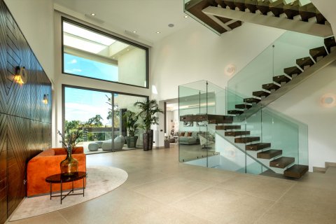 Villa pārdošanā La Perla-Torremuelle, Malaga, Spānijā 6 istabas, 1400 m2 Nr. 53422 - attēls 13