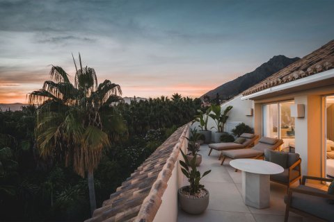 Penthauss pārdošanā Marbella Golden Mile, Malaga, Spānijā 3 istabas, 313 m2 Nr. 53419 - attēls 2