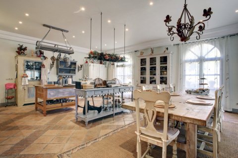 Villa pārdošanā La Quinta, Malaga, Spānijā 8 istabas, 700 m2 Nr. 55359 - attēls 8
