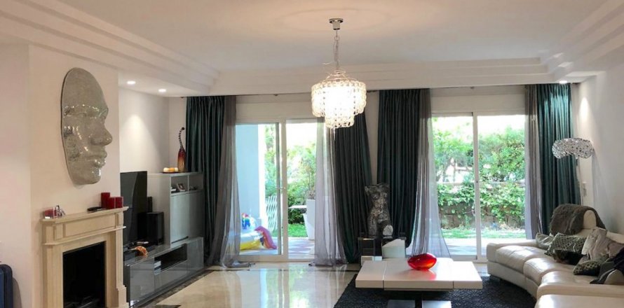 Dzīvoklis Marbella, Malaga, Spānijā 2 istabas, 150 m2 Nr. 55426