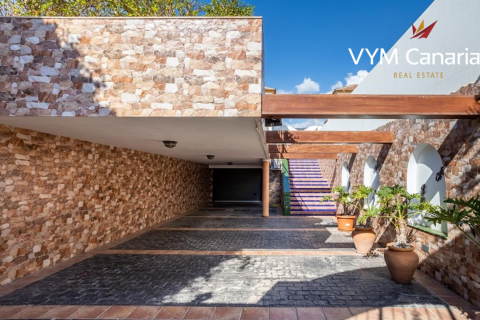 Villa pārdošanā Adeje, Tenerife, Spānijā 5 istabas, 391 m2 Nr. 54885 - attēls 3