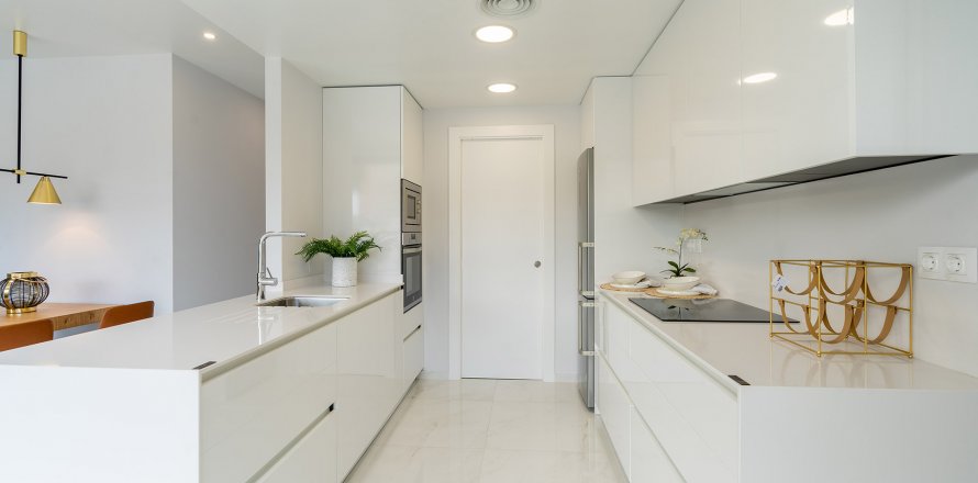 Dzīvoklis Benidorm Beach, Benidorm, Alicante, Spānijā 4 istabas, 120.46 m2 Nr. 55861