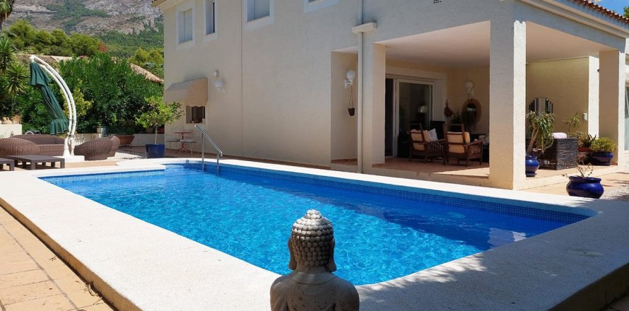Villa Altea, Alicante, Spānijā 3 istabas, 351 m2 Nr. 55696