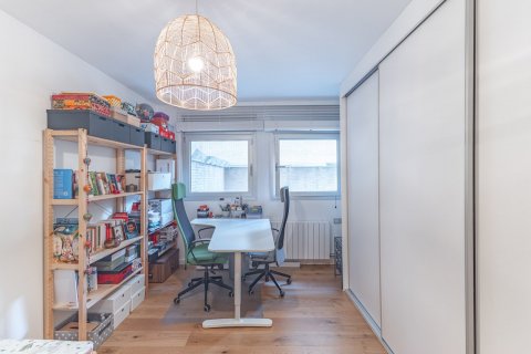 Dzīvoklis pārdošanā Barcelona, Spānijā 3 istabas, 102 m2 Nr. 56921 - attēls 18