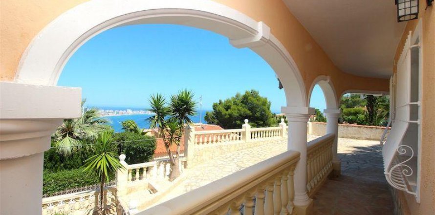 Villa Calpe, Alicante, Spānijā 5 istabas, 303 m2 Nr. 59104