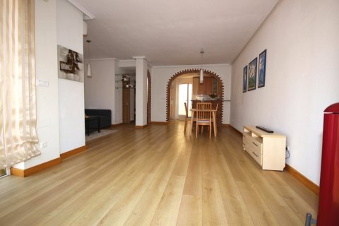 Rindu māja pārdošanā Torrevieja, Alicante, Spānijā 3 istabas, 100 m2 Nr. 58744 - attēls 3