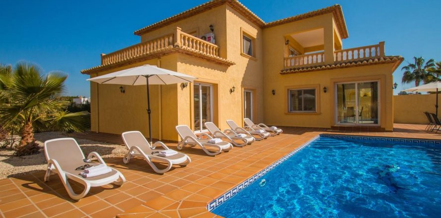 Villa Calpe, Alicante, Spānijā 4 istabas, 200 m2 Nr. 59328