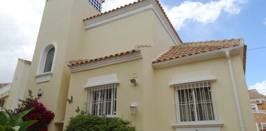 Villa Villamartin, Alicante, Spānijā 4 istabas, 180 m2 Nr. 58957