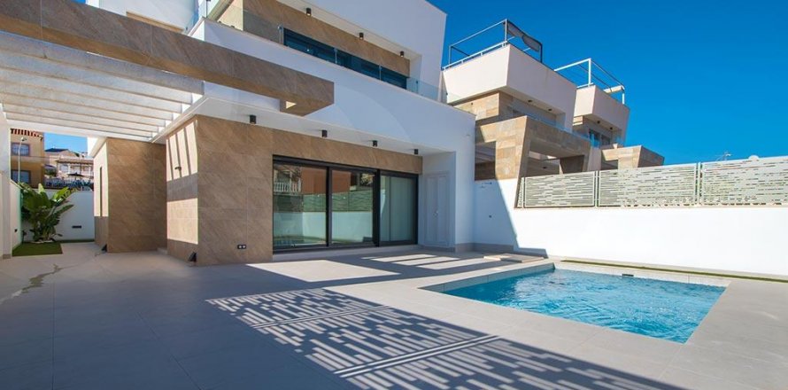 Villa San Miguel de Salinas, Alicante, Spānijā 3 istabas, 155 m2 Nr. 9462