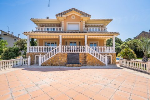 Villa pārdošanā Las Rozas de Madrid, Madrid, Spānijā 5 istabas, 647 m2 Nr. 62106 - attēls 11