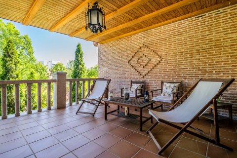 Villa pārdošanā Las Rozas de Madrid, Madrid, Spānijā 4 istabas, 705 m2 Nr. 62120 - attēls 2