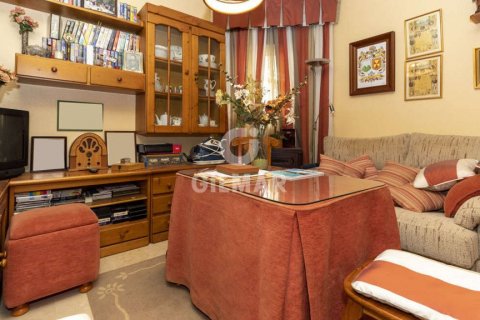 Dzīvoklis pārdošanā Cadiz, Spānijā 4 istabas, 180 m2 Nr. 61072 - attēls 3