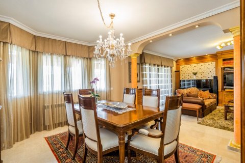 Villa pārdošanā Las Rozas de Madrid, Madrid, Spānijā 5 istabas, 647 m2 Nr. 62106 - attēls 23