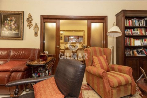 Dzīvoklis pārdošanā Cadiz, Spānijā 4 istabas, 180 m2 Nr. 61072 - attēls 14