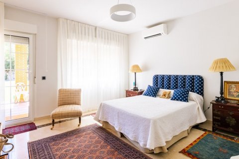Villa īrēšanai Ciudalcampo, Madrid, Spānijā 5 istabas, 575 m2 Nr. 62346 - attēls 18