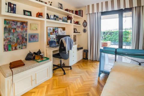 Dvīņu māja pārdošanā Alcobendas, Madrid, Spānijā 6 istabas, 400 m2 Nr. 60948 - attēls 21