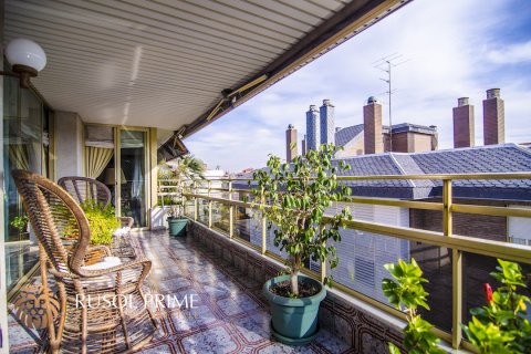 Apartament Barcelona, Hiszpania 5 sypialni, 319 mkw. nr 8693 – zdjęcie 8