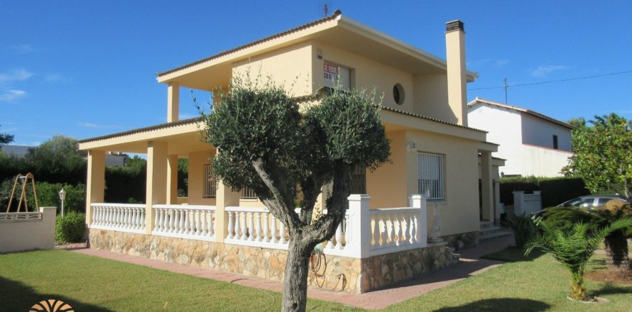 Dom Coma-Ruga, Tarragona, Hiszpania 4 sypialnie, 180 mkw. nr 11991