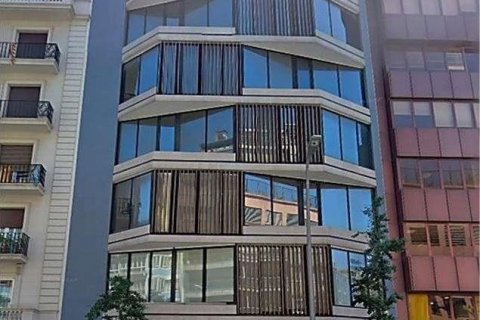 Lokal usługowy Barcelona, Hiszpania 3996 mkw. nr 11945 – zdjęcie 1