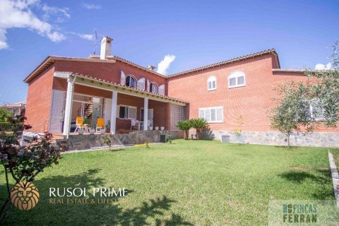 Dom Coma-Ruga, Tarragona, Hiszpania 7 sypialni, 400 mkw. nr 11594 – zdjęcie 1