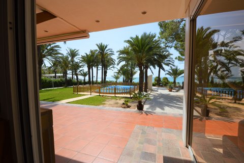Willa Punta Prima, Alicante, Hiszpania 12 sypialni, 522 mkw. nr 19211 – zdjęcie 5