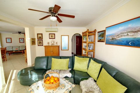 Penthouse w Los Cristianos, Tenerife, Hiszpania 3 sypialnie, 159 mkw. nr 24536 – zdjęcie 3