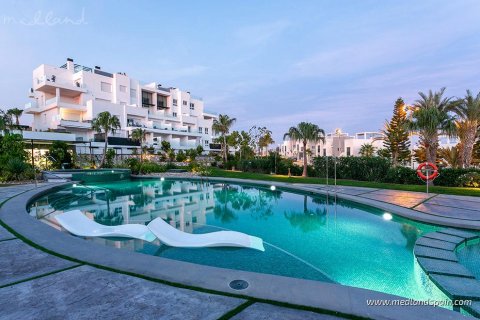 Apartament w Punta Prima, Menorca, Hiszpania 3 sypialnie, 86 mkw. nr 9504 – zdjęcie 3