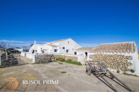 Finka w Mahon, Menorca, Hiszpania 6 sypialni, 575 mkw. nr 11356 – zdjęcie 1