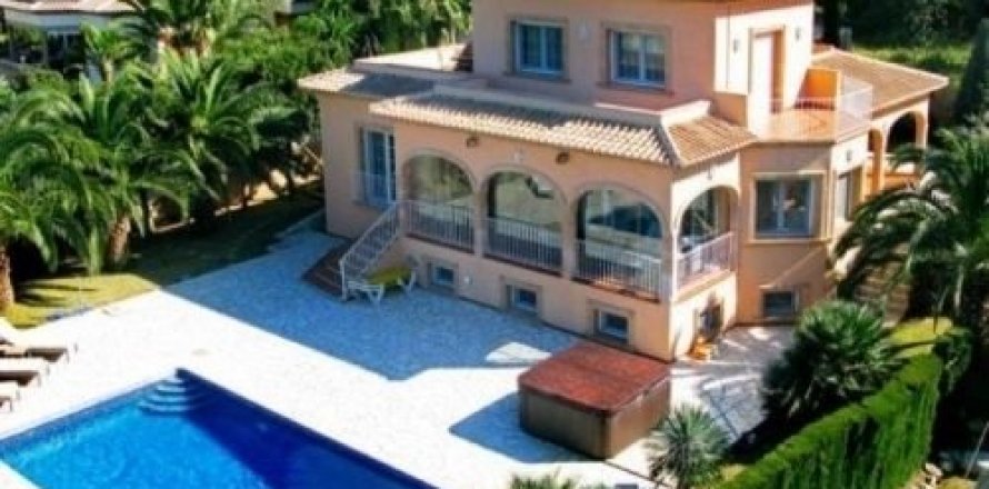 Willa Javea, Alicante, Hiszpania 4 sypialnie, 430 mkw. nr 45879