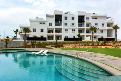 Apartament w Punta Prima, Alicante, Hiszpania 32 sypialnie, 126 mkw. nr 42025 – zdjęcie 1