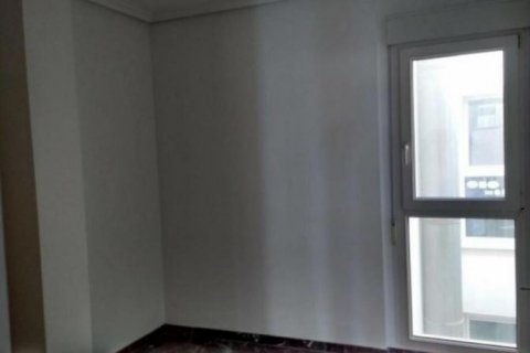 Apartament w Alicante, Hiszpania 4 sypialnie, 120 mkw. nr 46046 – zdjęcie 6