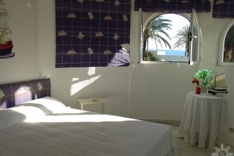 Willa w Marbella, Malaga, Hiszpania 6 sypialni, 700 mkw. nr 41399 – zdjęcie 2