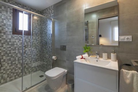 Penthouse w Villamartin, Alicante, Hiszpania 2 sypialnie, 151 mkw. nr 44671 – zdjęcie 9