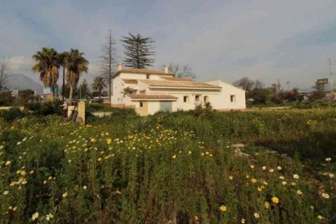 Działka Benidorm, Alicante, Hiszpania 7 sypialni, 711 mkw. nr 44064 – zdjęcie 2