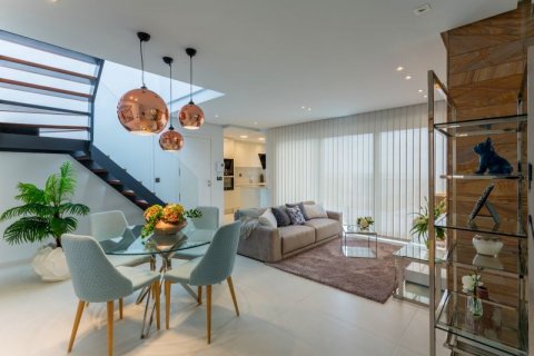 Penthouse w Pilar de la Horadada, Alicante, Hiszpania 3 sypialnie, 210 mkw. nr 44814 – zdjęcie 7