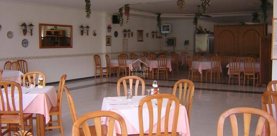 Bar w Es Mercadal, Menorca, Hiszpania 390 mkw. nr 47018