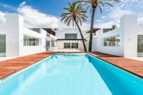 Willa w Marbella, Malaga, Hiszpania 7 sypialni, 564 mkw. nr 50065 – zdjęcie 2