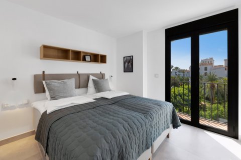 Apartament w Nueva Andalucia, Malaga, Hiszpania 3 sypialnie, 155 mkw. nr 50104 – zdjęcie 7