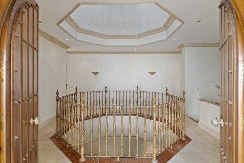 Willa El Paraiso, Malaga, Hiszpania 5 sypialni, 779 mkw. nr 53534 – zdjęcie 22