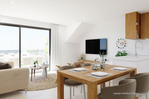 Apartament w Torrevieja, Alicante, Hiszpania 2 sypialnie, 75 mkw. nr 53589 – zdjęcie 7