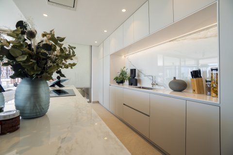 Penthouse w Benahavis, Malaga, Hiszpania 3 sypialnie, 587 mkw. nr 53567 – zdjęcie 22