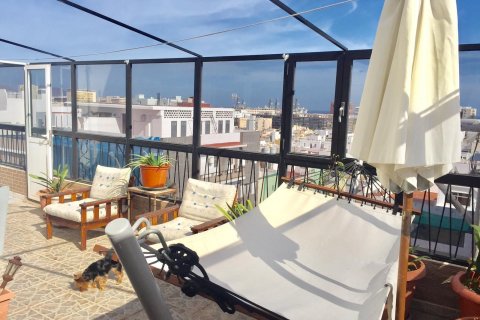 Penthouse w Las Palmas De Gran Canaria, Gran Canaria, Hiszpania 4 sypialnie, 210 mkw. nr 55200 – zdjęcie 2