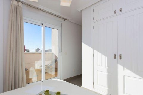Apartament w Santa Pola, Alicante, Hiszpania 3 sypialnie, 88 mkw. nr 56133 – zdjęcie 9