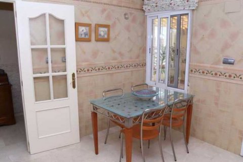 Bungalow w San Juan, Alicante, Hiszpania 4 sypialnie, 260 mkw. nr 58346 – zdjęcie 3