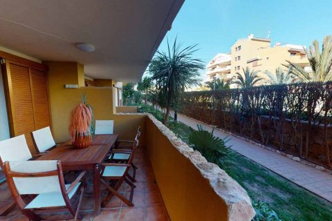 Apartament w Punta Prima, Alicante, Hiszpania 2 sypialnie, 99 mkw. nr 58851 – zdjęcie 2